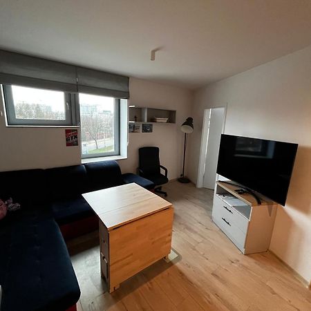 City View Studio Apartment Вроцлав Екстериор снимка