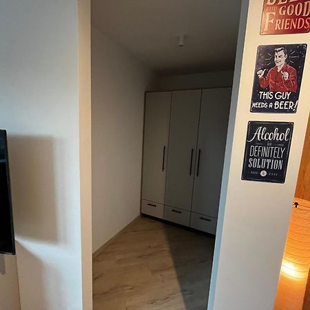 City View Studio Apartment Вроцлав Екстериор снимка