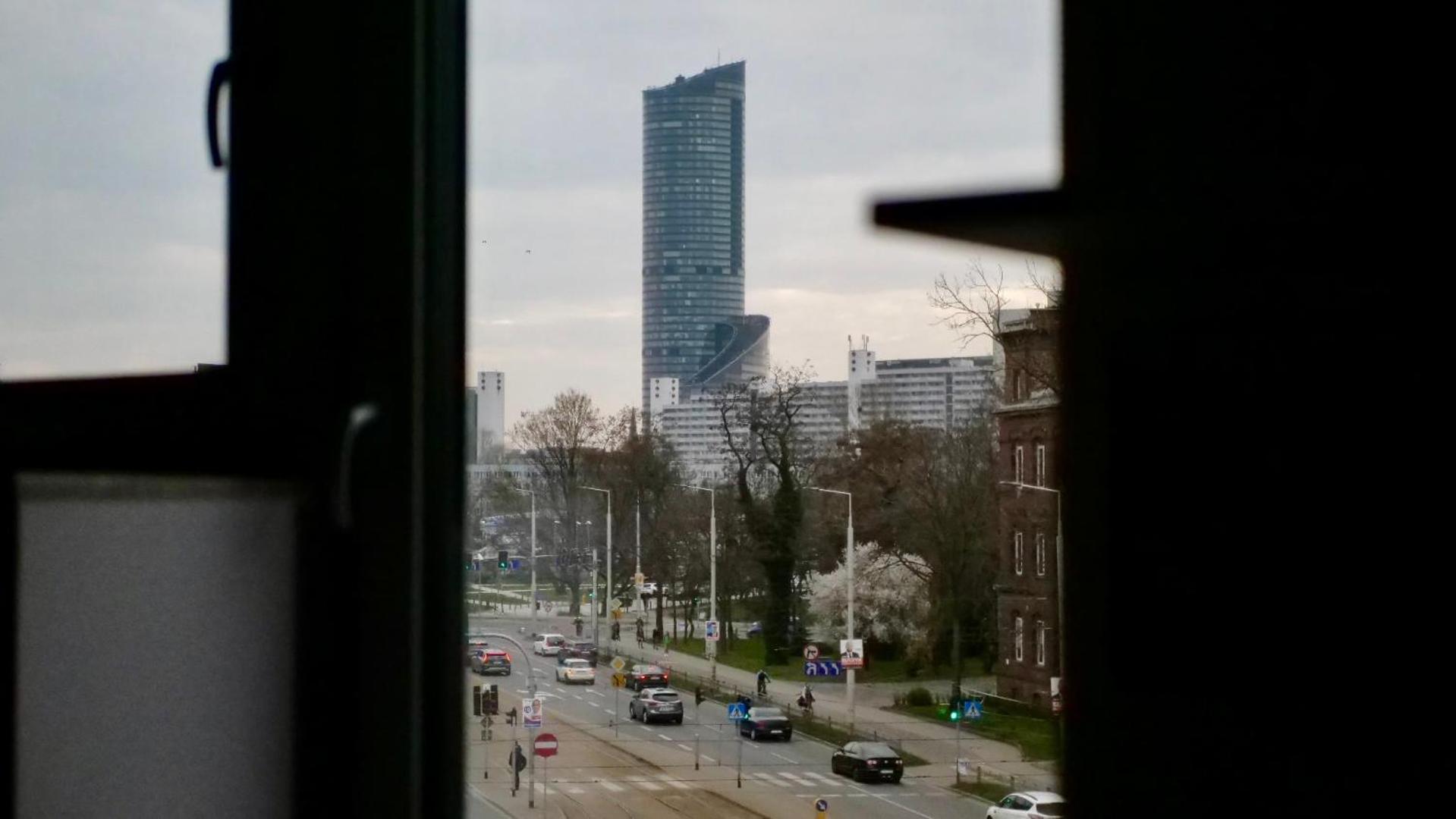 City View Studio Apartment Вроцлав Екстериор снимка